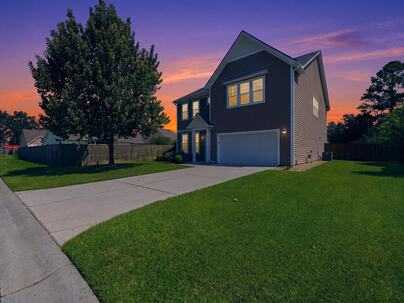 Photo 1 of 25 : 802 Casey Street