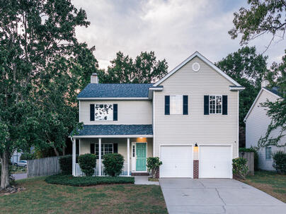 Photo 1 of 22 : 2484 Melville Road