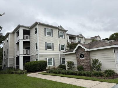 Photo 1 of 23 : 1300 Park West Boulevard, #1107