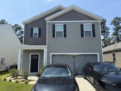 Photo 1 of 4 : 407 Broad Elm Way