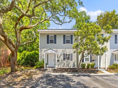 Photo 1 of 25 : 166 Heritage Circle, #L-1