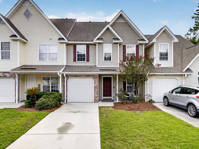 Photo 1 of 25 : 1105 Poplar Grove Place