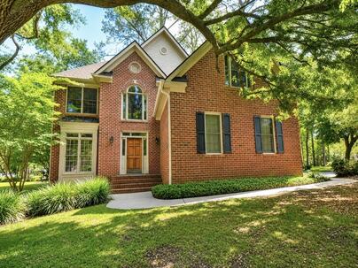 Photo 1 of 25 : 101 Riverwood Lane