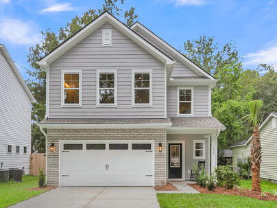 Photo 1 of 25 : 1438 Joy Avenue
