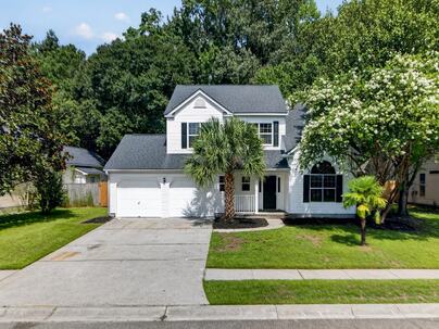Photo 1 of 25 : 3416 Forest Glen Drive
