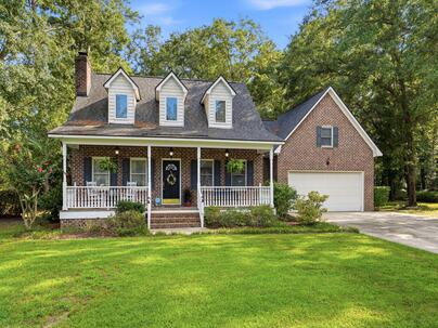 Photo 1 of 25 : 8639 Arthur Hills Circle
