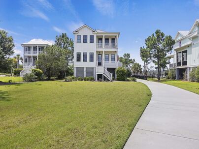 Photo 1 of 25 : 2441 Rushland Landing Road