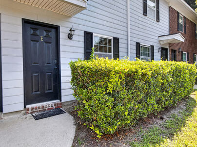 Photo 1 of 25 : 21 Rivers Point Row, #Apt 3e