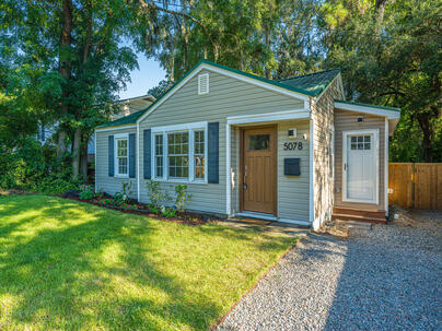 Photo 1 of 25 : 5078 Walker Street