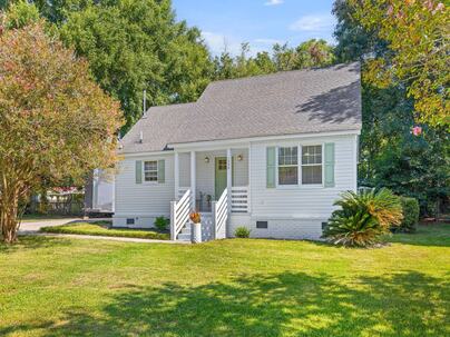 Photo 1 of 25 : 1258 Driftwood Drive
