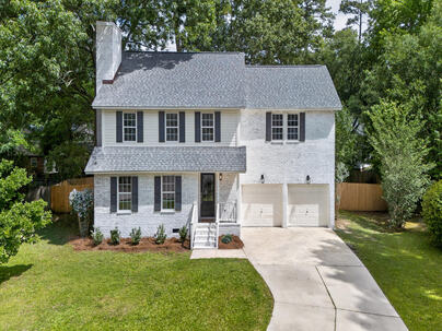 Photo 1 of 25 : 1017 Crooked Stick Court
