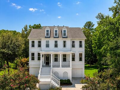 Photo 1 of 25 : 3048 Riverwood Drive