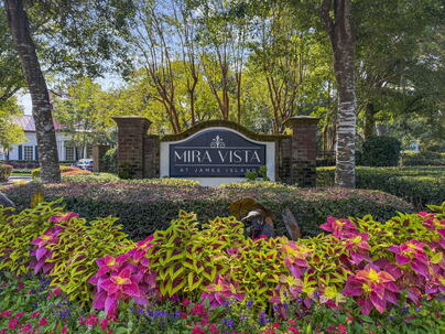Photo 1 of 25 : 1012 Telfair Way