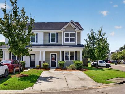 Photo 1 of 25 : 9054 Parlor Drive