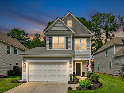 Photo 1 of 25 : 348 Drayton Place Drive