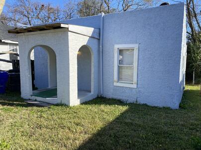 Photo 1 of 10 : 1925 Norwood Street