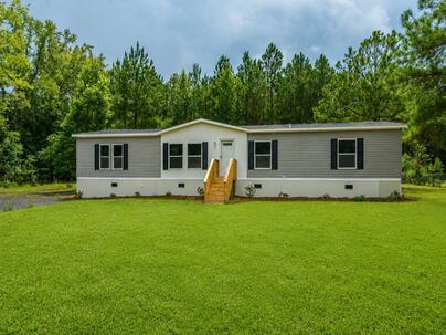 Photo 1 of 25 : 1064 Van Dyke Road