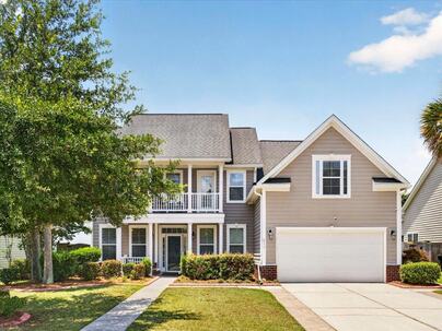 Photo 1 of 25 : 217 Palmetto Village Circle
