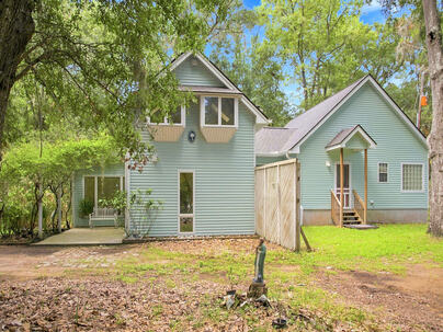 Photo 1 of 25 : 8557 Palmetto Road