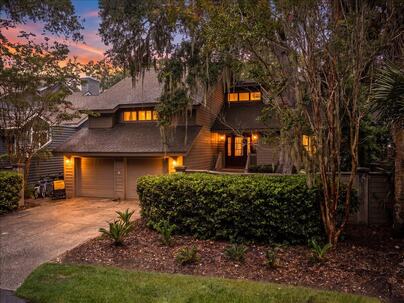 Photo 1 of 25 : 404 Amaranth Road