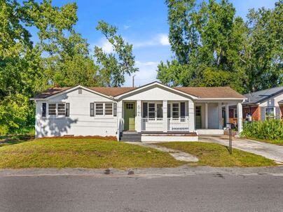 Photo 1 of 25 : 4764 Gaynor Avenue