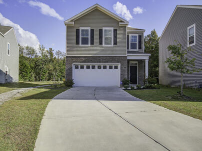 Photo 1 of 25 : 827 Kirby Court