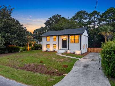 Photo 1 of 25 : 1411 Westway Drive