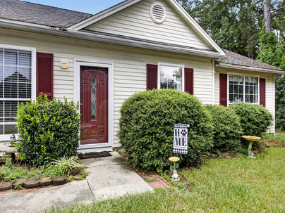 Photo 1 of 25 : 433 Courtland Drive