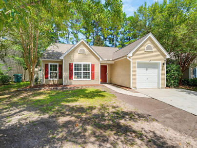 Photo 1 of 25 : 9 Harbison Place