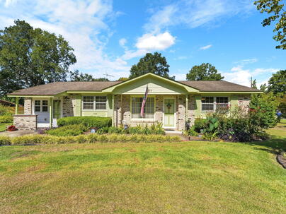 Photo 1 of 25 : 4409 Garwood Drive