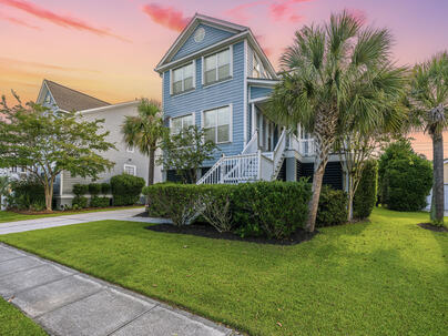Photo 1 of 25 : 2306 Sandy Point Lane