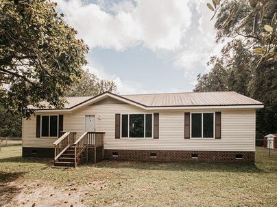 Photo 1 of 25 : 5823 Drayton Street