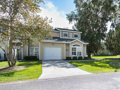 Photo 1 of 23 : 260 Grand Oaks Drive