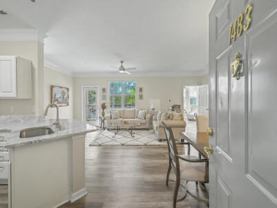 Photo 1 of 25 : 1483 Cambridge Lakes Drive, #Unit 201c