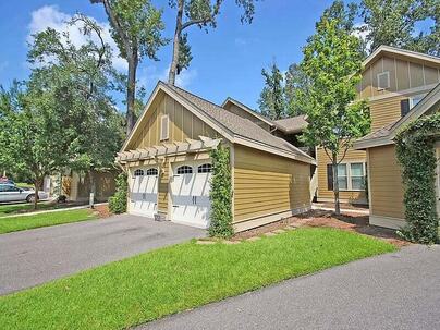 Photo 1 of 25 : 5508 Colonial Chatsworth Circle