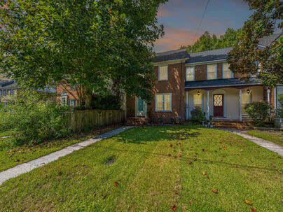 Photo 1 of 25 : 937 Cottingham Drive