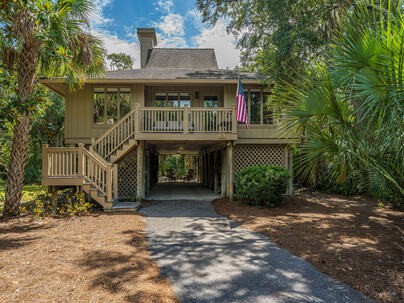 Photo 1 of 25 : 4136 Bulrush Lane