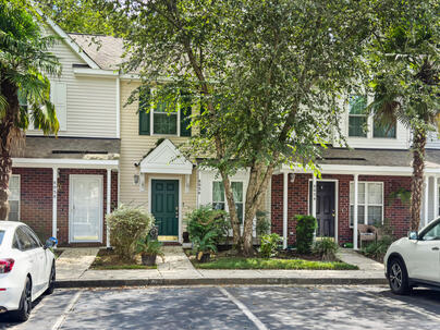 Photo 1 of 7 : 8056 Shadow Oak Drive