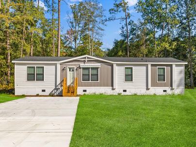 Photo 1 of 25 : 6156 Smith Road