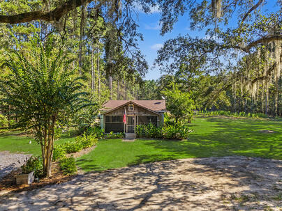 Photo 1 of 25 : 1036 Milcrest Drive