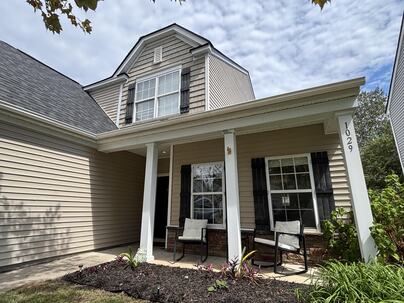 Photo 1 of 25 : 1029 Whitlow Boulevard