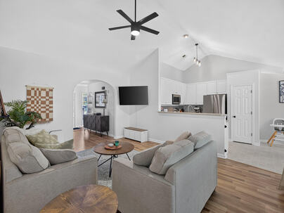 Photo 1 of 25 : 1280 Palm Cove Drive
