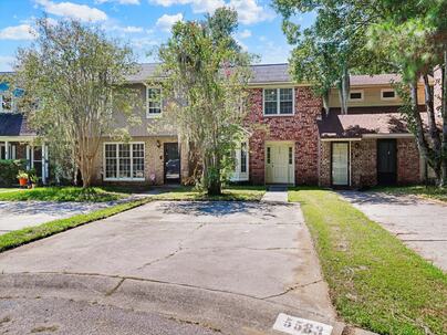 Photo 1 of 25 : 5583 Fowler Drive