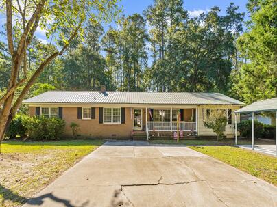 Photo 1 of 25 : 119 Sharon Drive