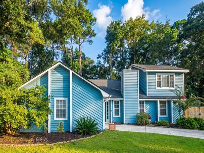 Photo 1 of 25 : 840 Ramblewood Circle