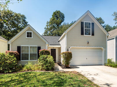 Photo 1 of 25 : 9017 Greenbriar Drive
