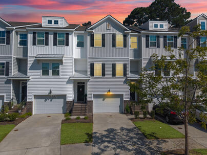 Photo 1 of 25 : 306 Spindlewood Way