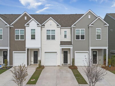 Photo 1 of 25 : 129 Yarrow Way
