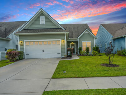 Photo 1 of 25 : 6205 Woodsedge Court