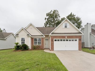 Photo 1 of 17 : 7861 High Maple Circle